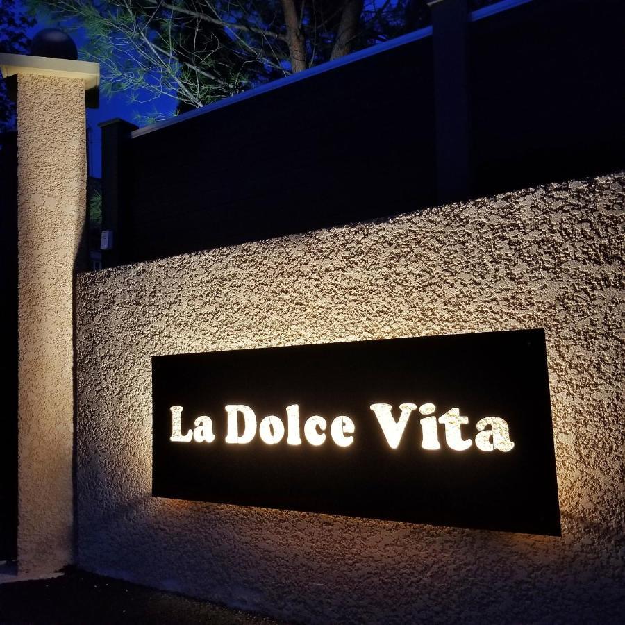 La Dolce Vita - Chambre Cristoforo Colombo Montpeyroux  Exterior photo